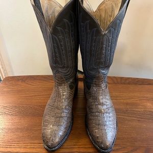 Tony Lamas Company Inc “very rare” size 10 normal Cowboy Boots (see description)